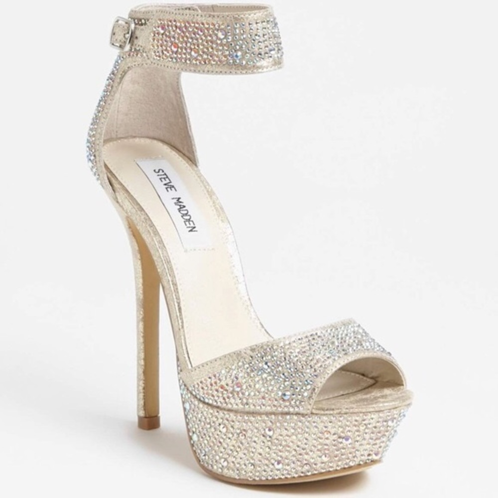 ✧ STEVE MADDEN CARRIIE HIGH HEELS ✧